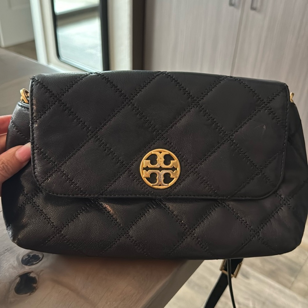 Crossbody bag